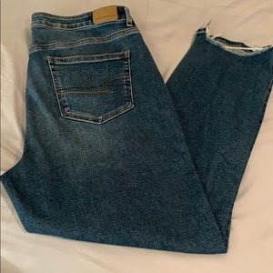 American Eagle Stretch Mom Jeans